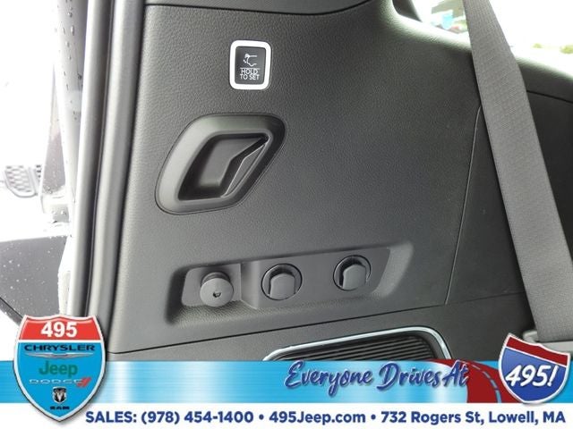 2026 Jeep Grand Wagoneer 4x4