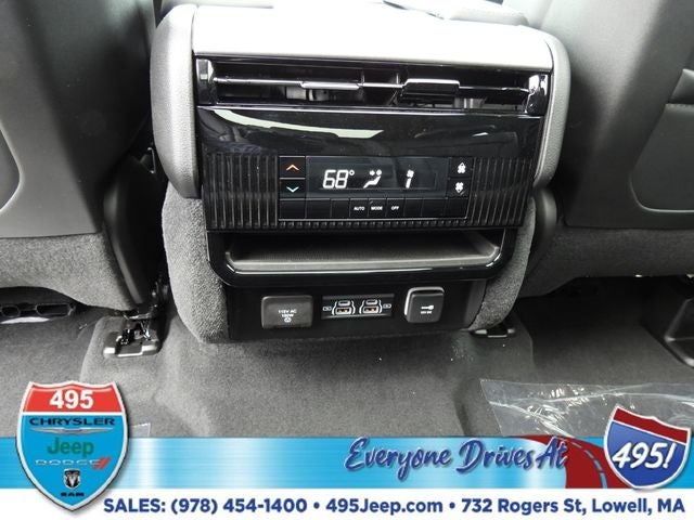 2026 Jeep Grand Wagoneer 4x4