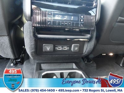 2026 Jeep Grand Wagoneer Limited Reserve