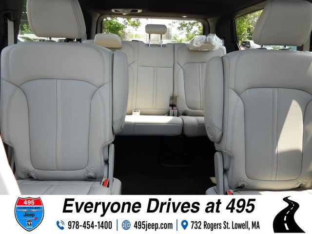 2026 Jeep Grand Wagoneer Limited Reserve