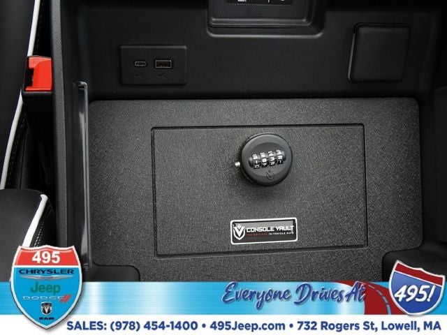 2025 GMC Sierra 2500HD AT4X