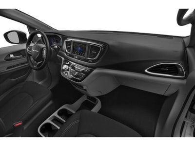 2020 Chrysler Voyager L