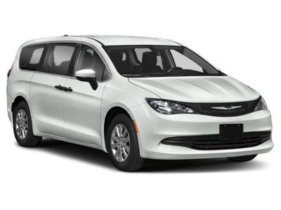 2020 Chrysler Voyager L