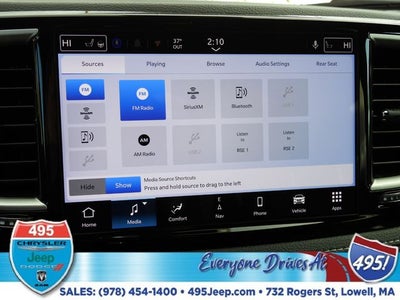 2026 Chrysler Pacifica Select