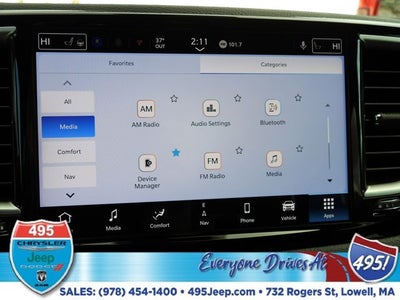 2026 Chrysler Pacifica Select