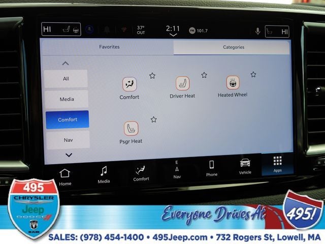 2026 Chrysler Pacifica Select