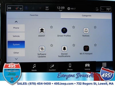 2026 Chrysler Pacifica Select