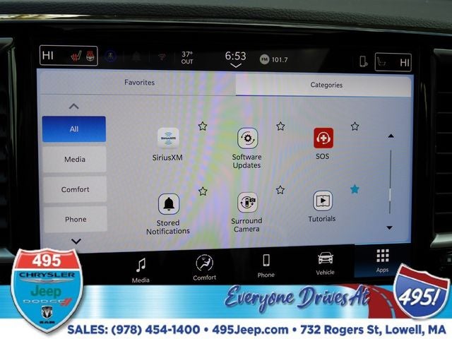 2026 Chrysler Pacifica Select