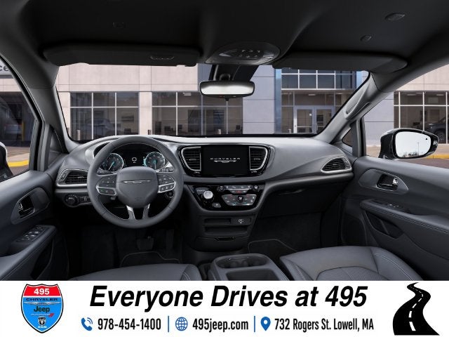 2027 Chrysler Pacifica LX