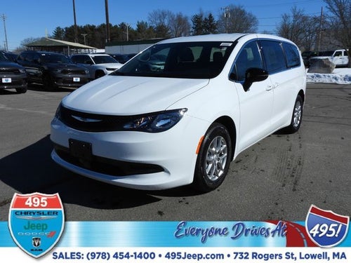 2026 Chrysler Voyager LX