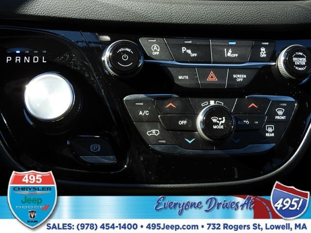 2026 Chrysler Voyager LX