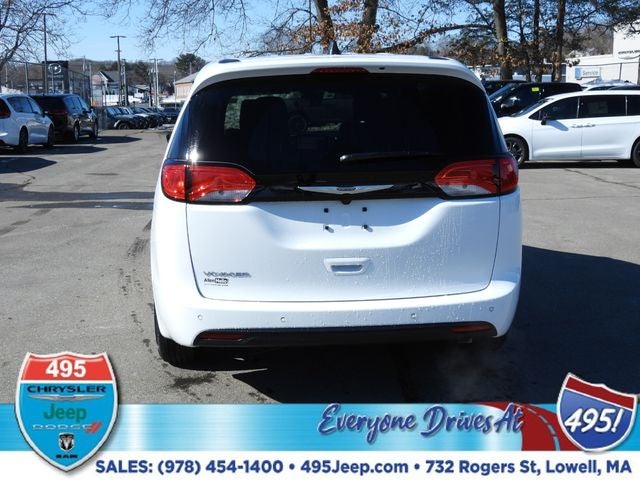 2026 Chrysler Voyager LX