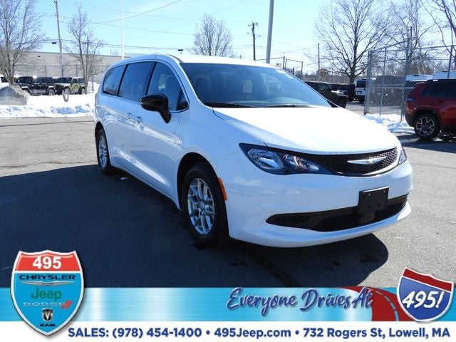 2026 Chrysler Voyager LX