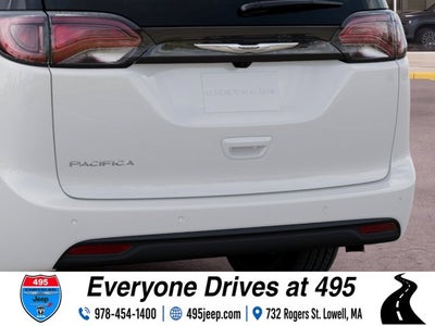 2027 Chrysler Pacifica LX
