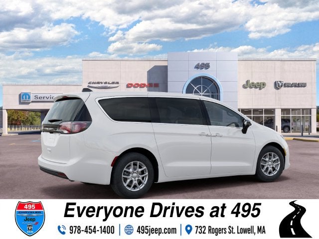 2027 Chrysler Pacifica LX