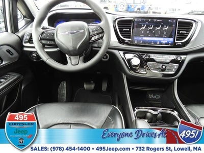 2025 Chrysler Pacifica Limited