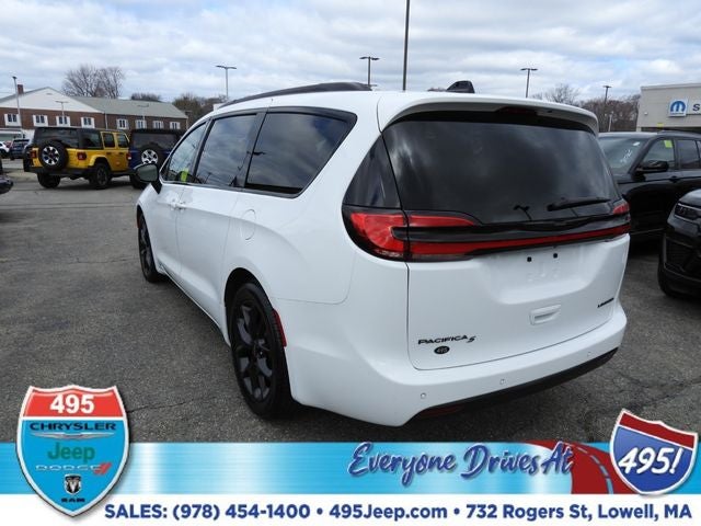 2025 Chrysler Pacifica Limited