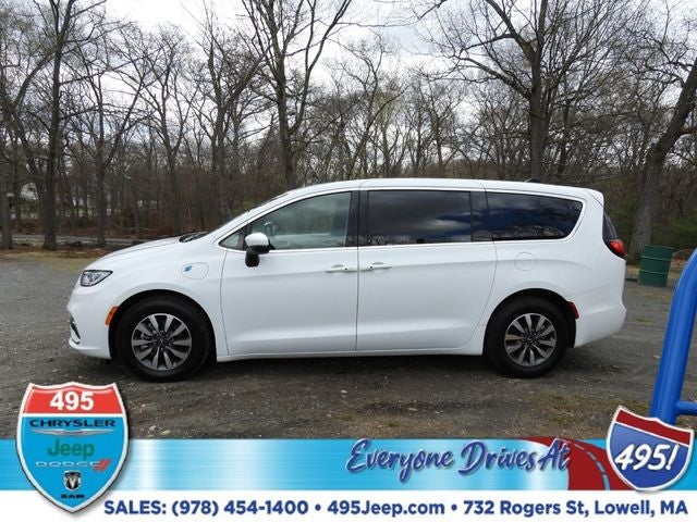 Used 2023 Chrysler Pacifica Hybrid Touring L with VIN 2C4RC1L73PR622430 for sale in Lowell, MA