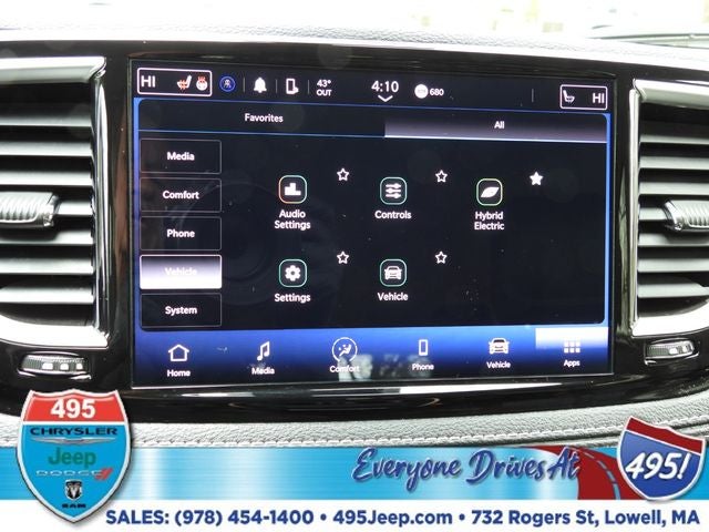 2023 Chrysler Pacifica Hybrid Touring L