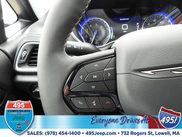 2027 Chrysler Pacifica Limited