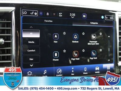2027 Chrysler Pacifica Limited