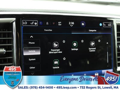 2027 Chrysler Pacifica Limited