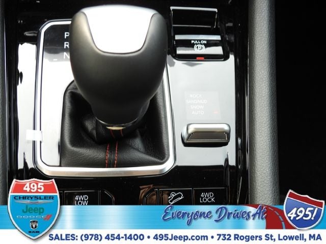 2025 Jeep Compass Trailhawk