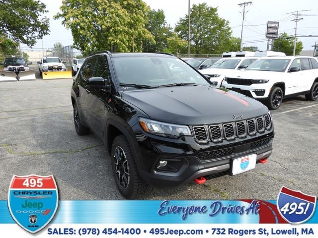 2025 Jeep Compass Trailhawk