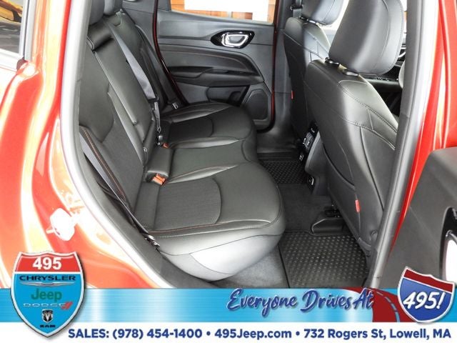 2025 Jeep Compass Trailhawk