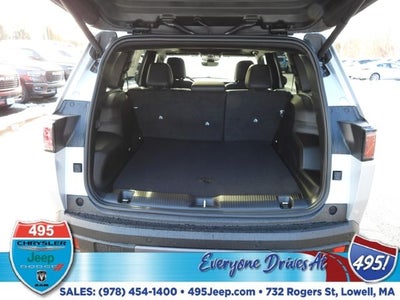 2026 Jeep Cherokee Laredo