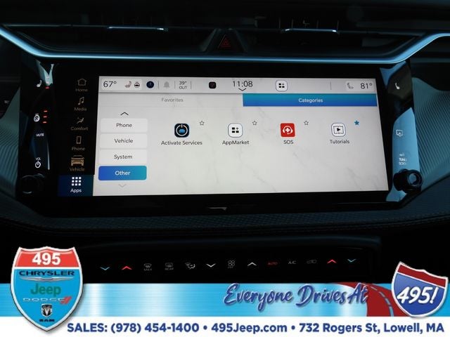 2026 Jeep Cherokee Laredo