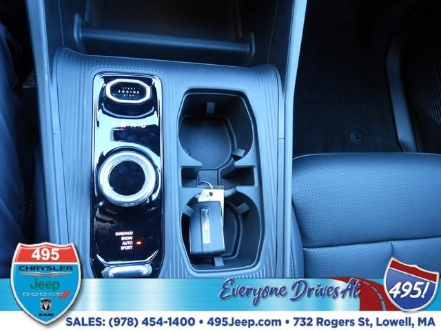 2026 Jeep Cherokee Laredo