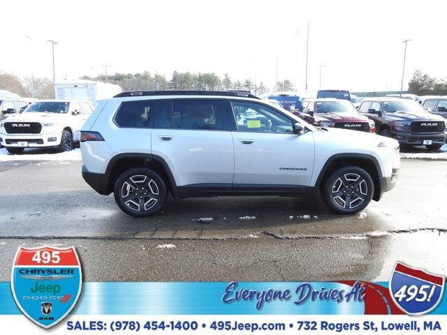 2026 Jeep Cherokee Laredo