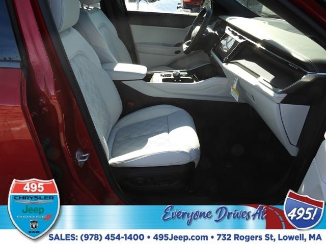 2026 Jeep Cherokee Overland