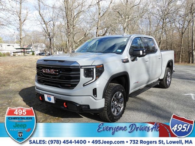 2024 GMC Sierra 4WD Crew Cab Short Box AT4's photo