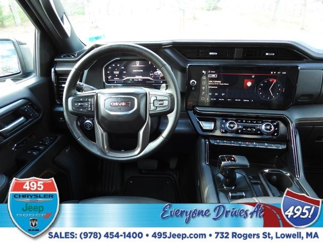 2024 GMC Sierra 1500 AT4