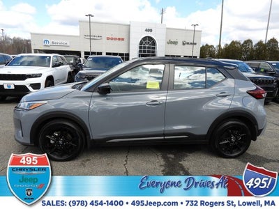 2023 Nissan Kicks SR