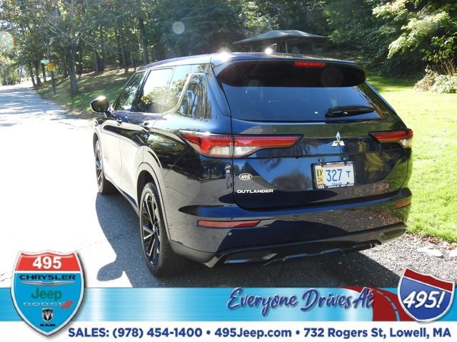 2022 Mitsubishi Outlander Black Edition