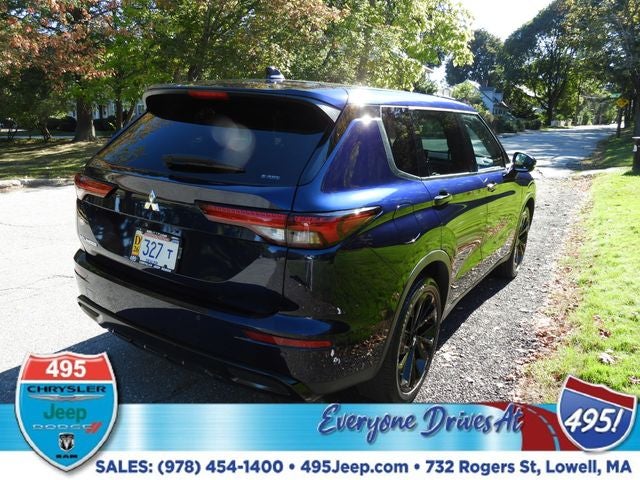 2022 Mitsubishi Outlander Black Edition