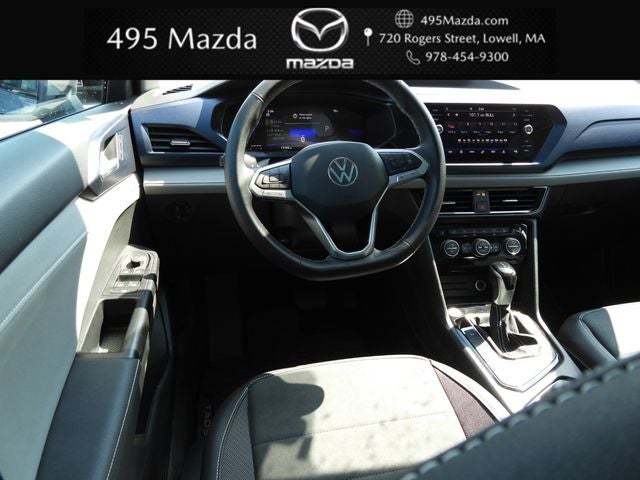 2024 Volkswagen Taos 1.5T SE