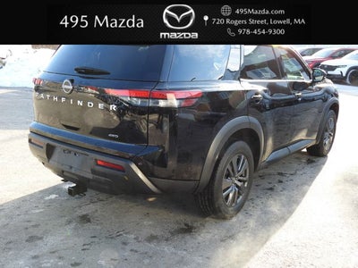 2022 Nissan Pathfinder S