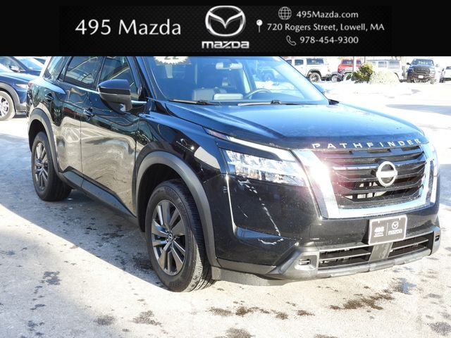 2022 Nissan Pathfinder S