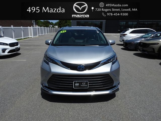 2021 Toyota Sienna XLE 7 Passenger