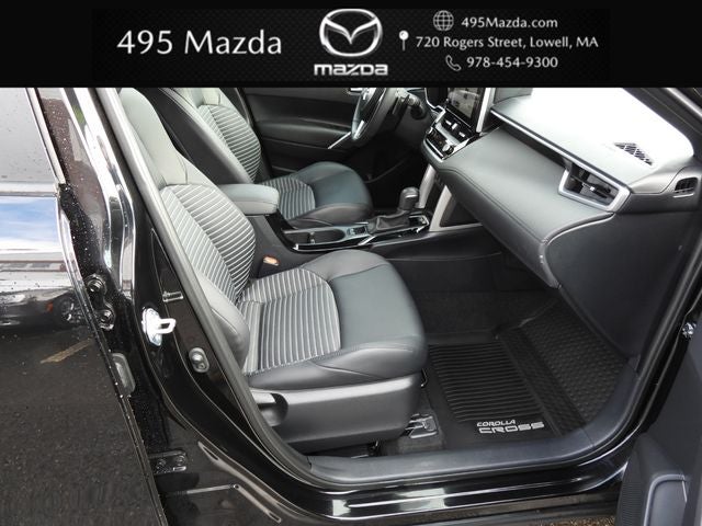 2024 Toyota Corolla Cross Hybrid XSE