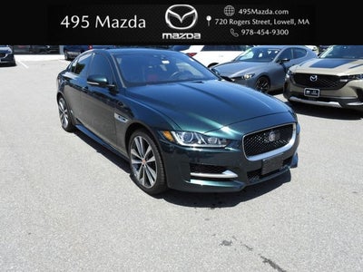2017 Jaguar XE 35t R-Sport